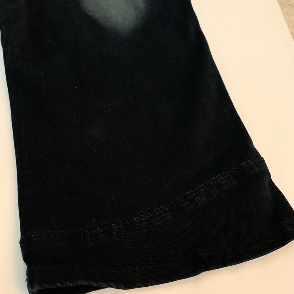 Women’s Black Embroidered Jeans - Picture 14 of 15